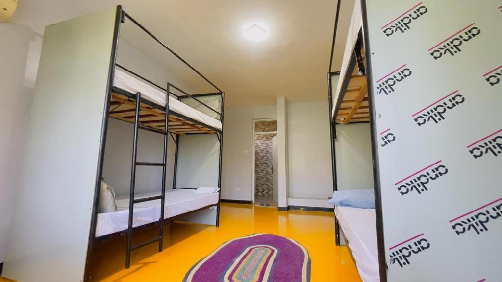 Gallivanters Hostel Дар-эс-Саламе Экстерьер фото