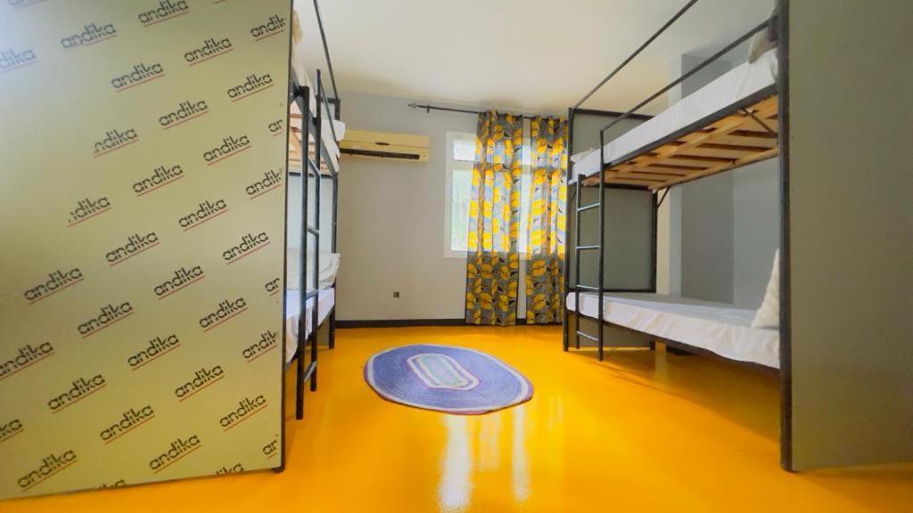 Gallivanters Hostel Дар-эс-Саламе Экстерьер фото